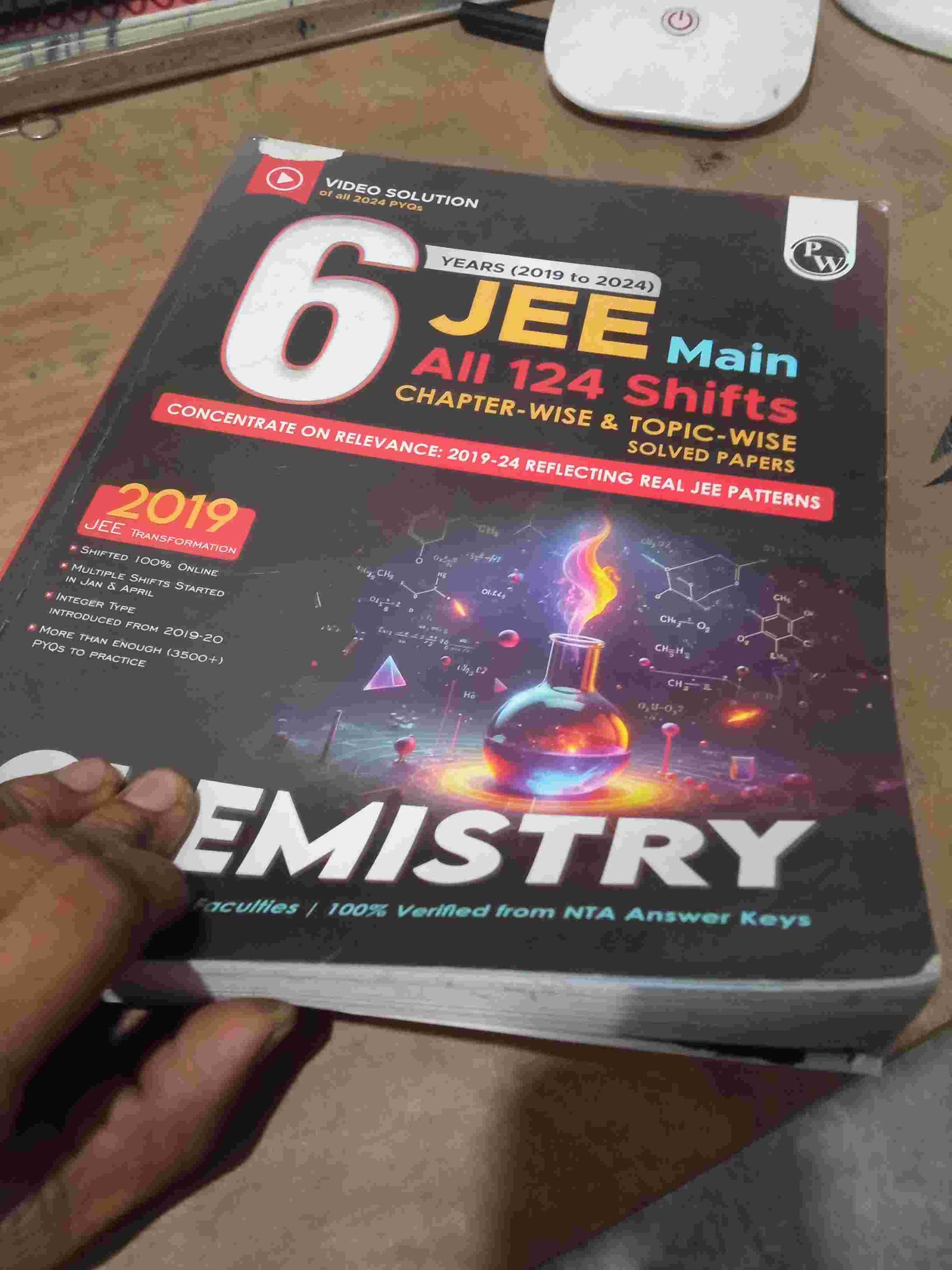 Chemistry jee main pyq's 124 shifts (2019 to 2024) - Second Hand - Bookaao
