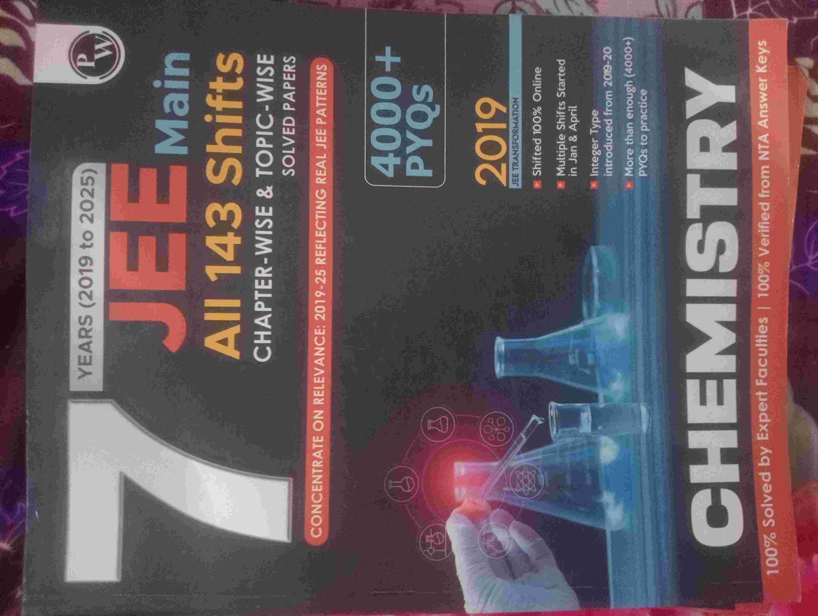 Chemistry pyq (2019-2025) - Second Hand - Bookaao