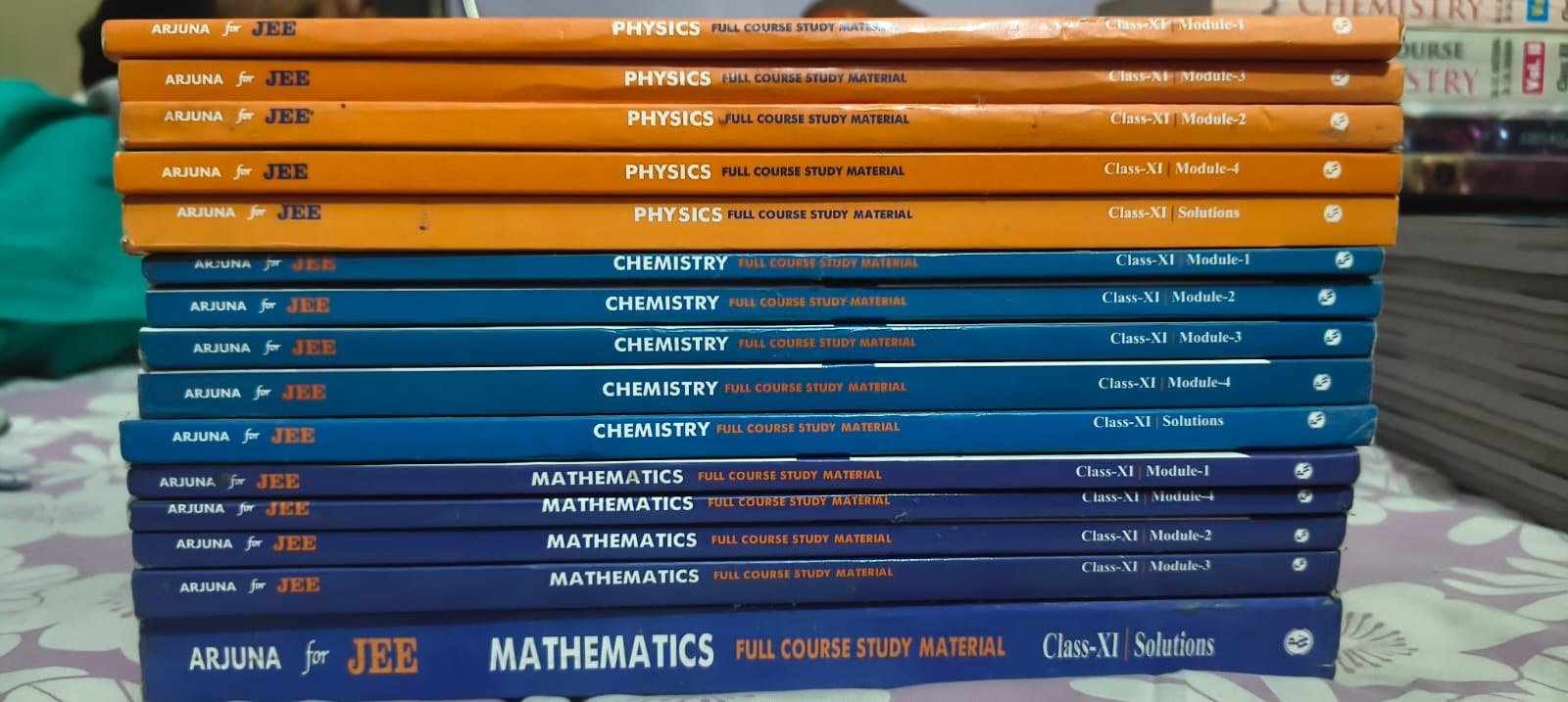 Class 11 Arjuna jee modules (phy + chem + math)