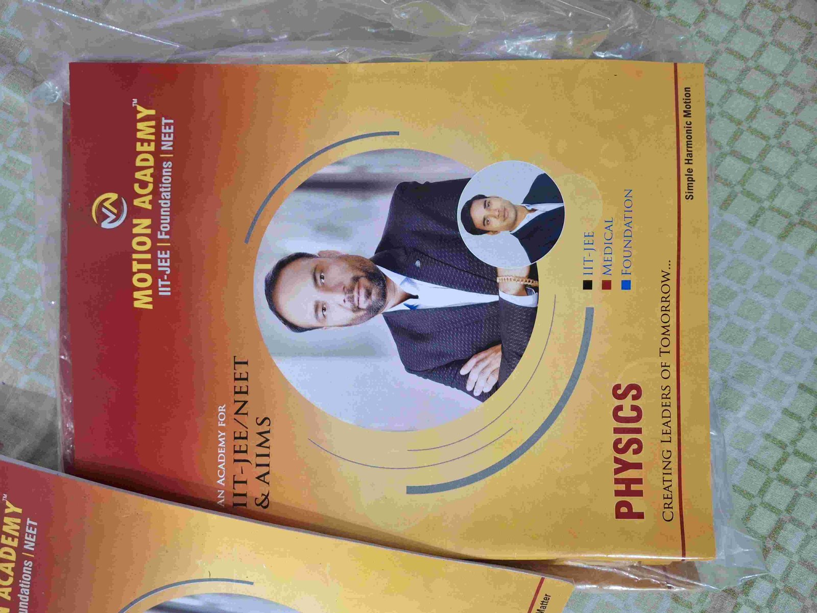 Class 11th+12th jee (mains+advance) motion modules - Second Hand - Bookaao