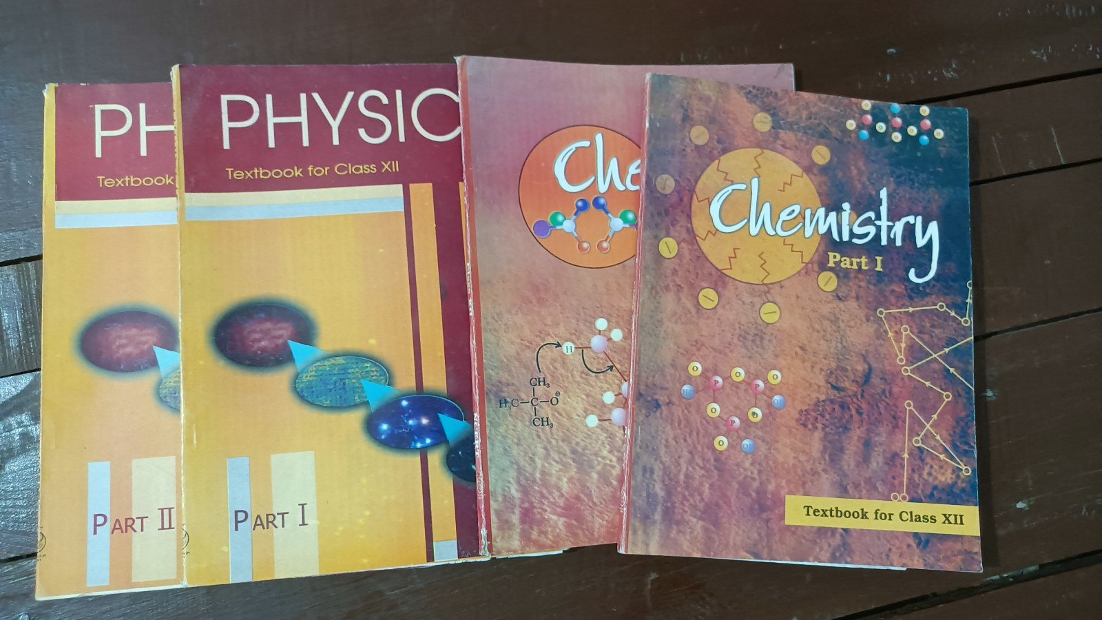 Class 12th physics and chemistry NCERT books - Second Hand - Bookaao