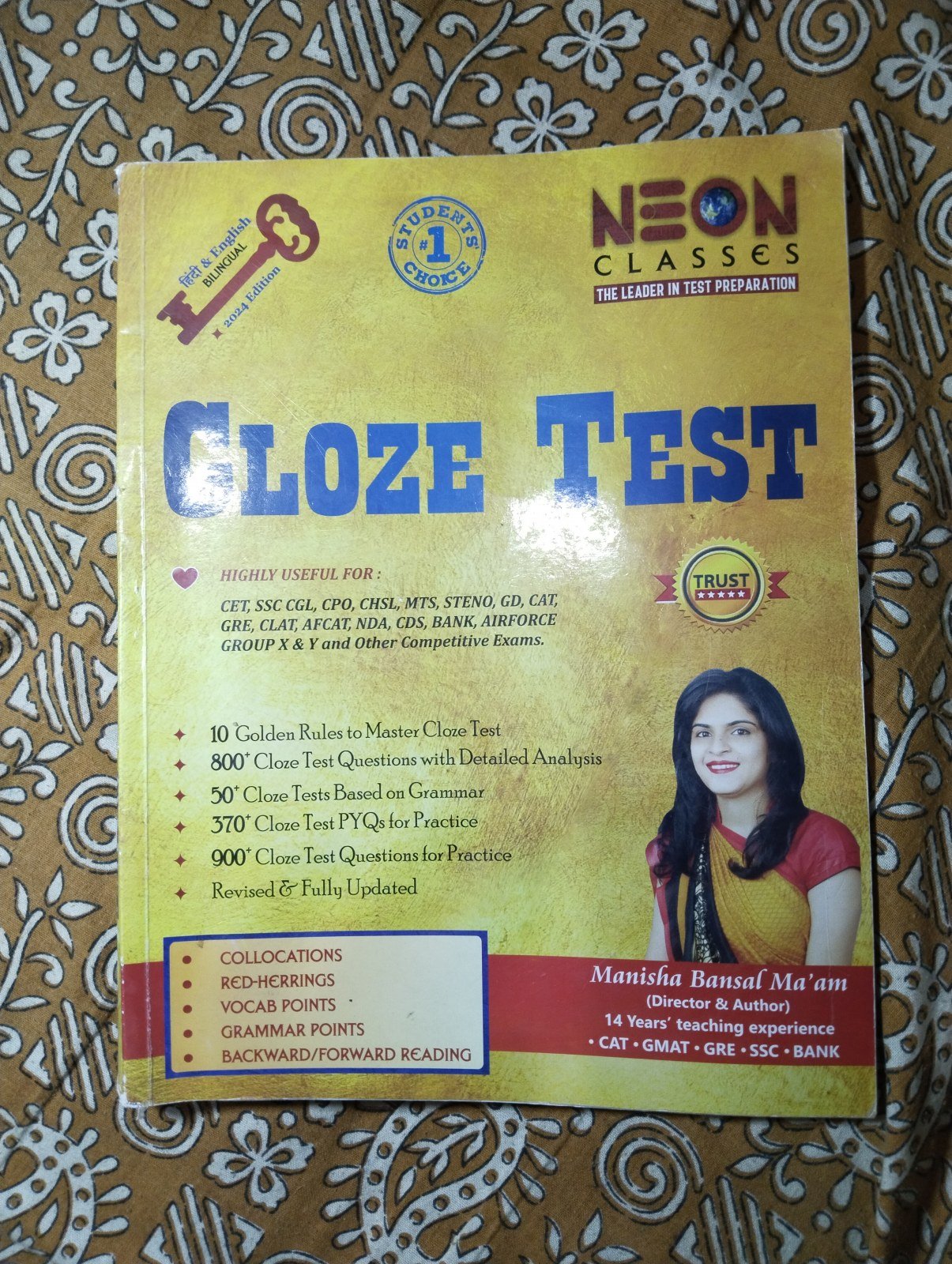 CLOZE TEST ( NEON classes) - Second Hand - Bookaao