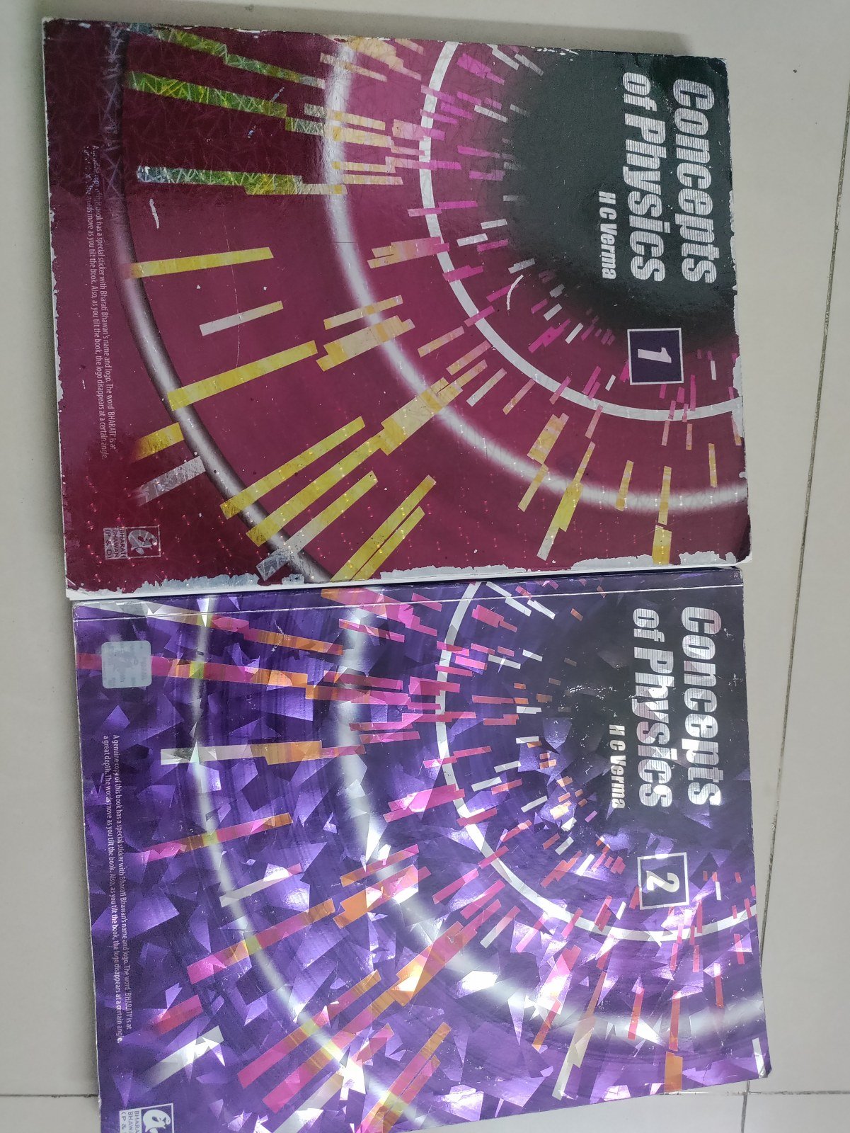 Cocepts of physics HC Verma 1&2 - Second Hand - Bookaao