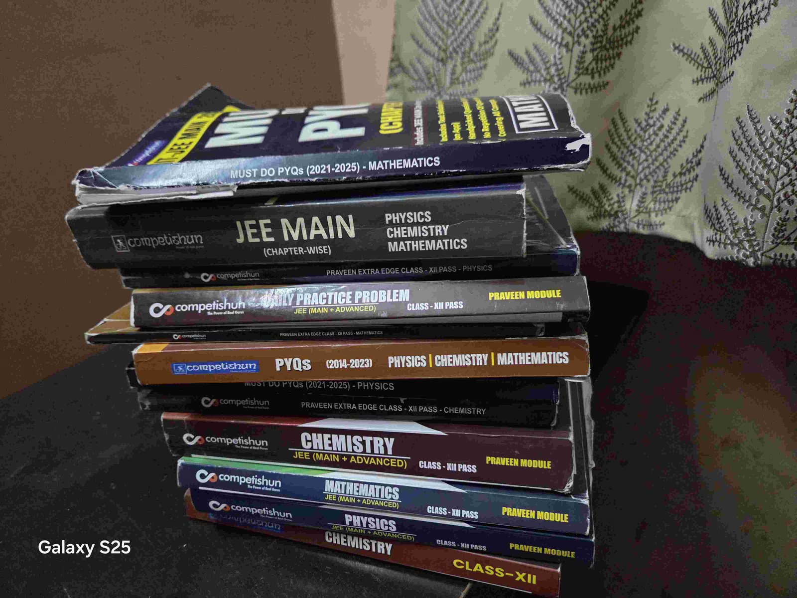 Competishun (Jee Mains+Adv (11+12) module set ) - Second Hand - Bookaao