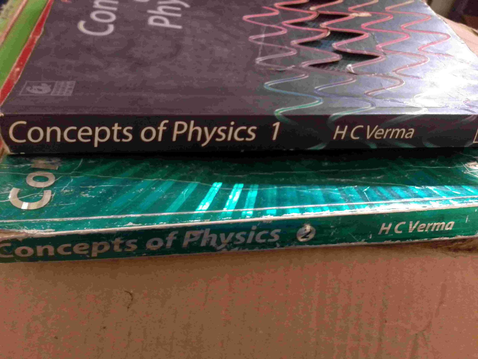 Concepts of physics - Second Hand - Bookaao