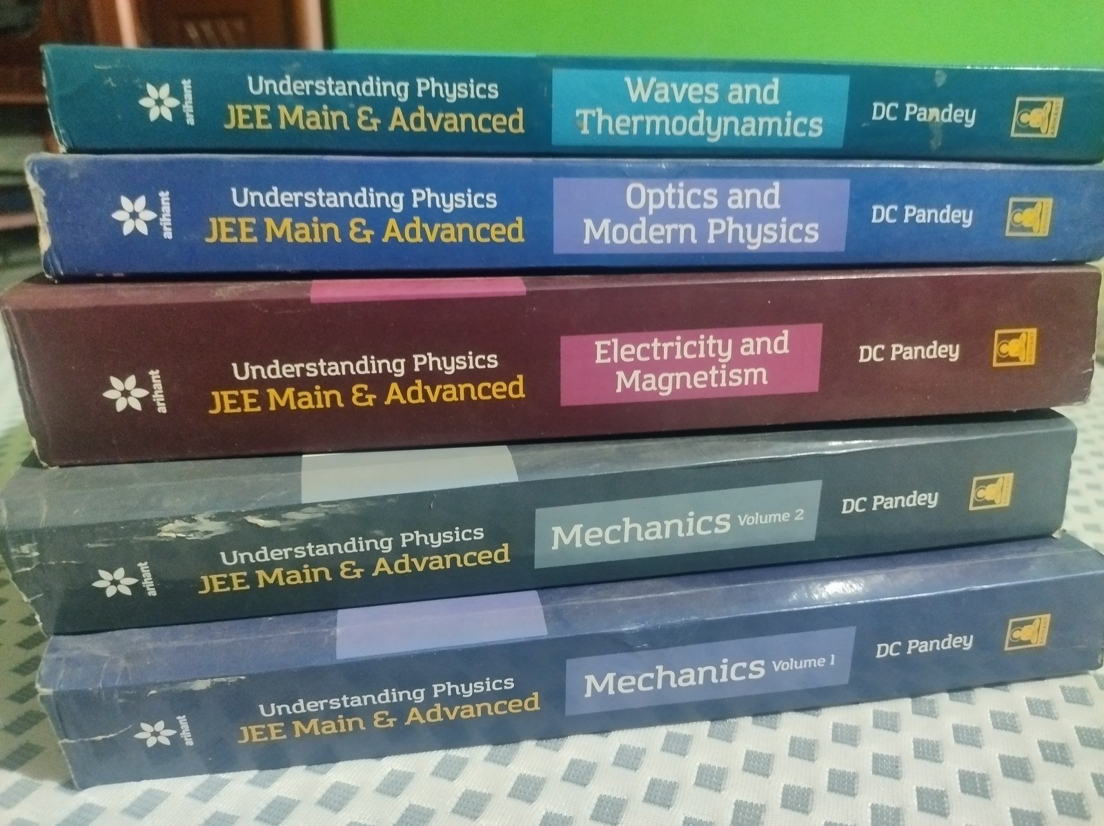 DC Pandey Physics Set of 5 for Jee mains and Adv - Second Hand - Bookaao