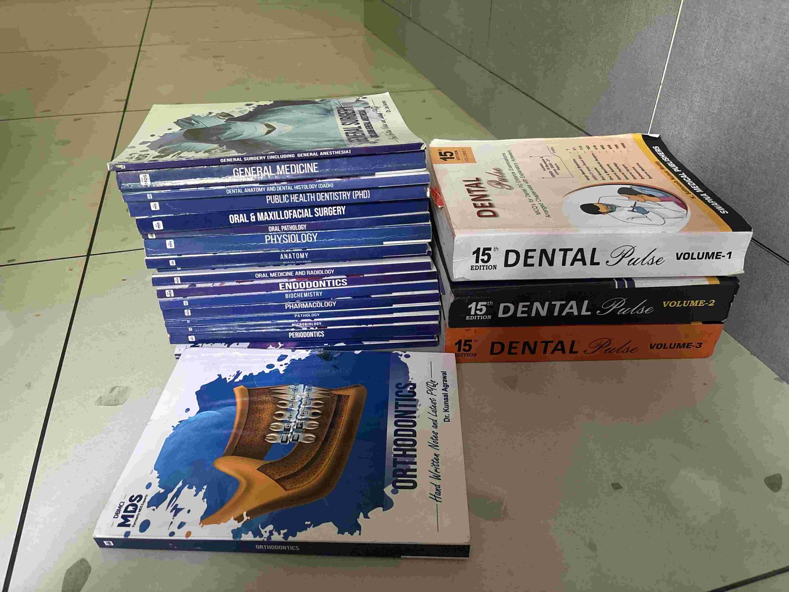 Buy Second Hand Dental Pulse 15 th edition+subject wise handbook in Palakkad - Bookaao