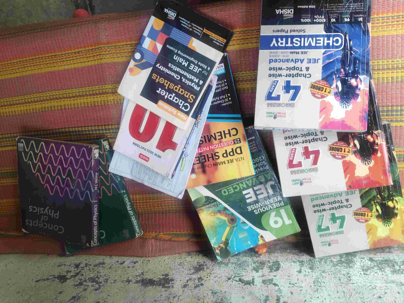 Disha 47 PCM+ Disha 19 JEE ADV + HCV +FREE booklet - Second Hand - Bookaao