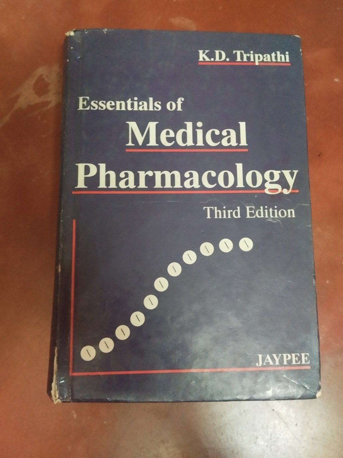 Essentials of medical pharmacology - Second Hand - Bookaao