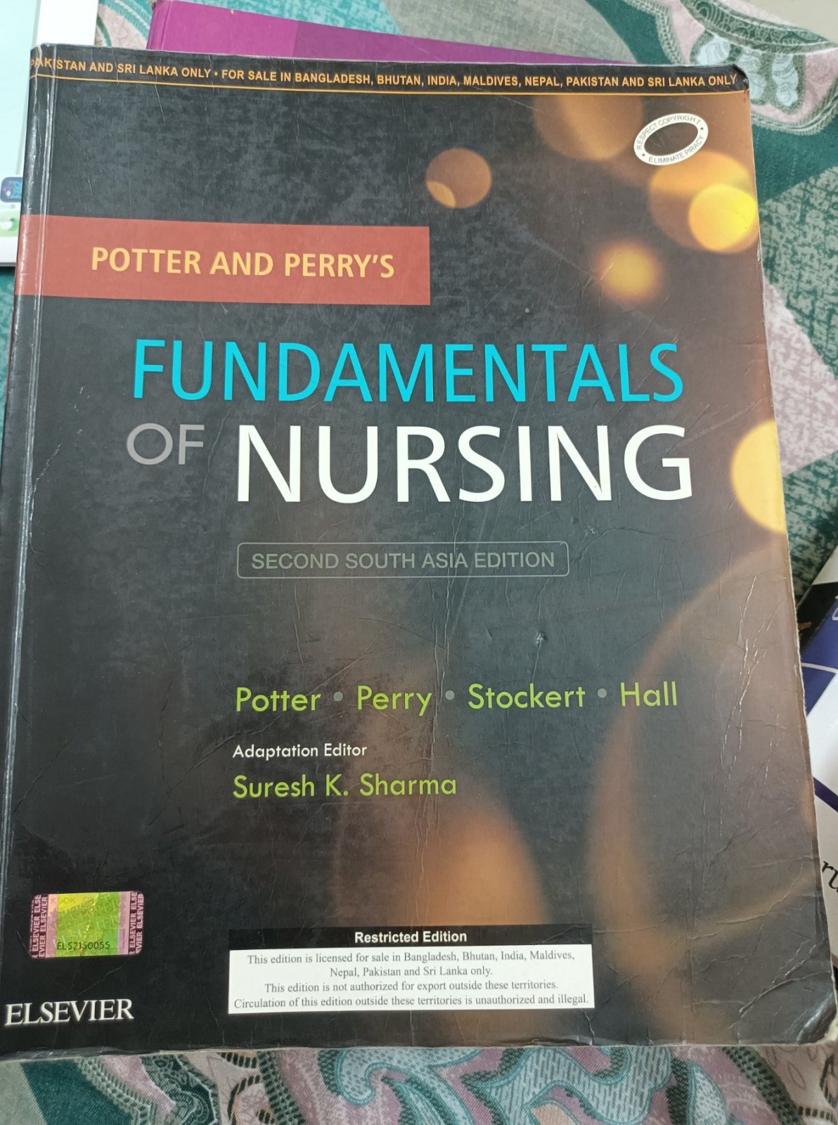 Fundamentals of nursing - Second Hand - Bookaao