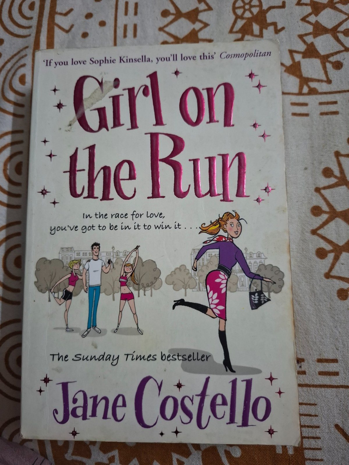 Girl on the run - 2nd Hand Book - Bookaao