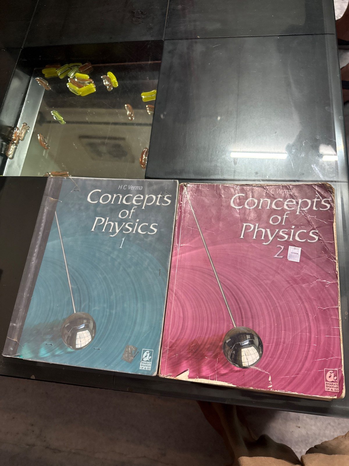 HC Verma 1&2 Physics - Second Hand - Bookaao