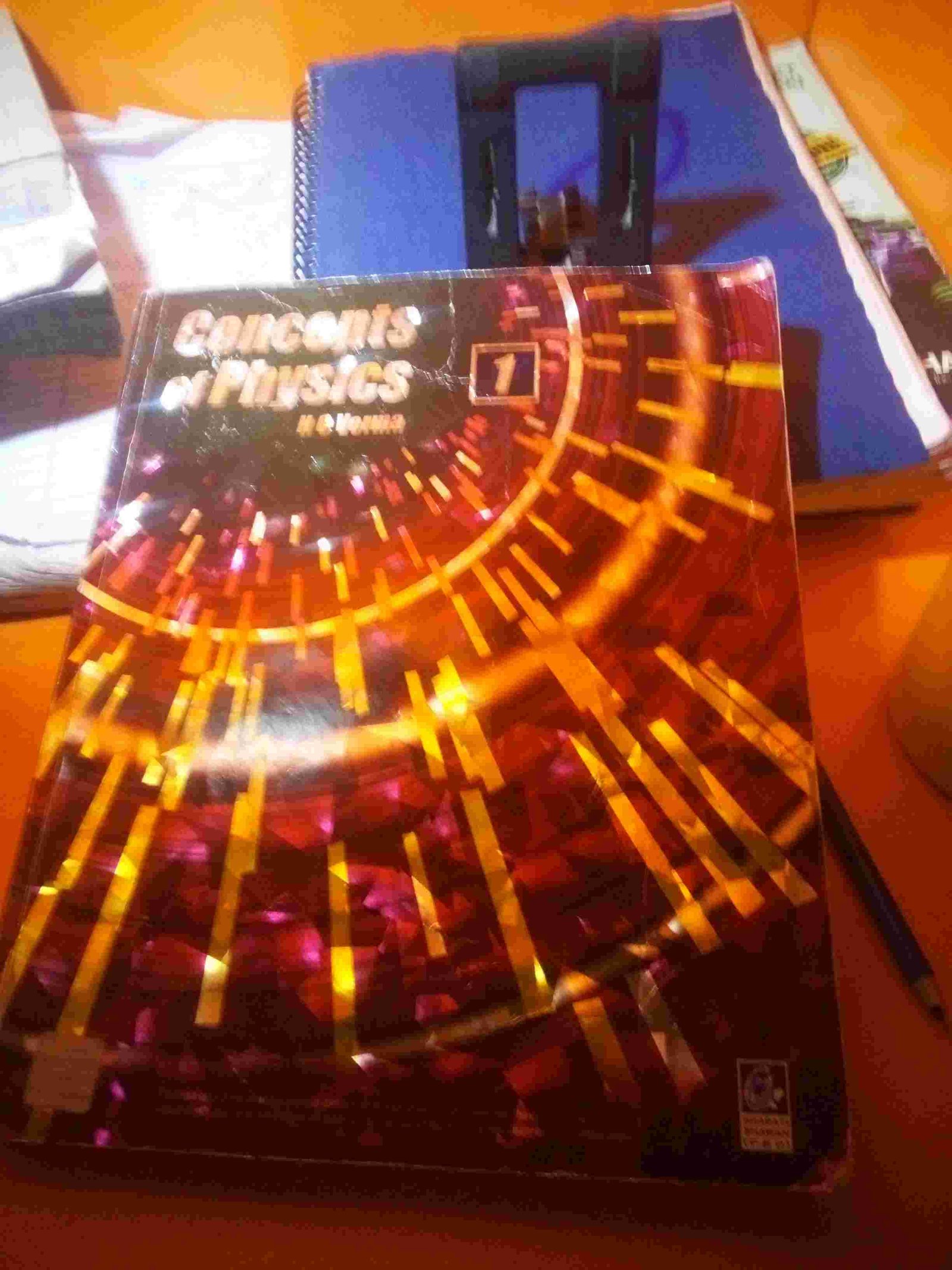 I have HC verma volume 1 book for sell - New Book - Bookaao