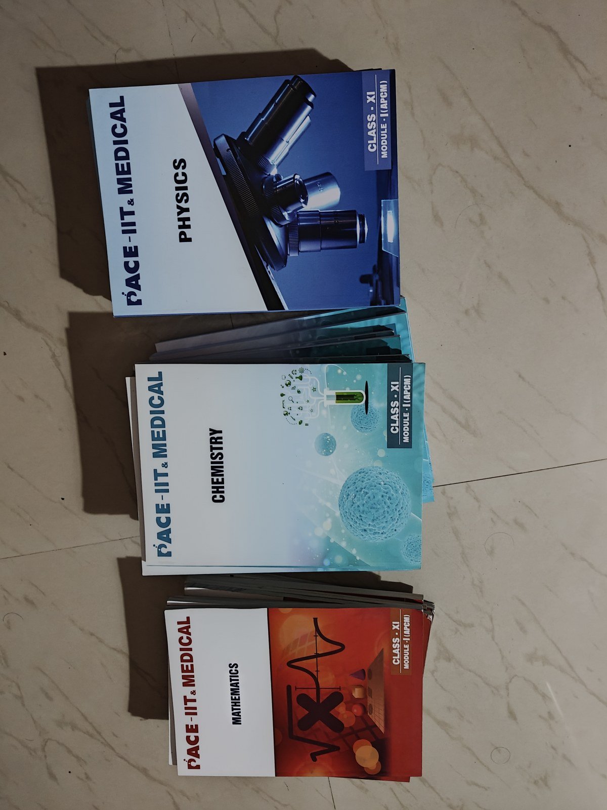 IIT JEE MAINS AND ADVANCED COACHING MODULE (PACE) - Second Hand - Bookaao