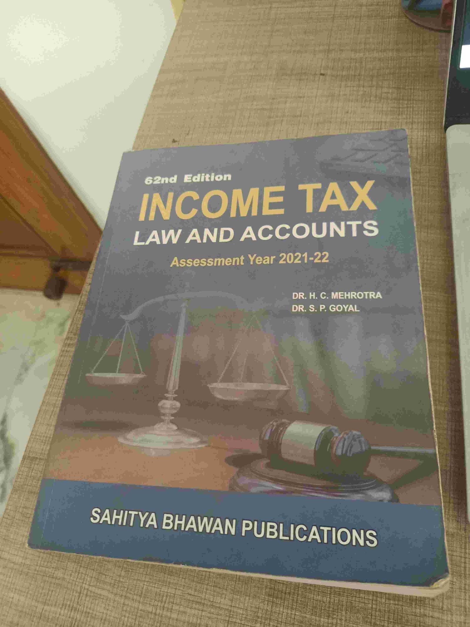Income Tax Law & Accounts - 2nd Hand Book - Bookaao