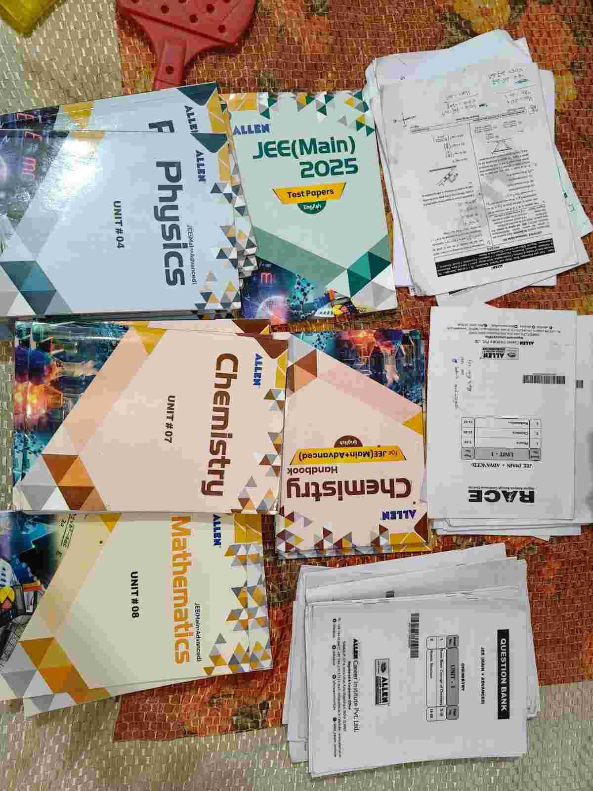 JEE ALLEN FULL OFFLINE STUDY MATERIAL 2026 - Second Hand - Bookaao