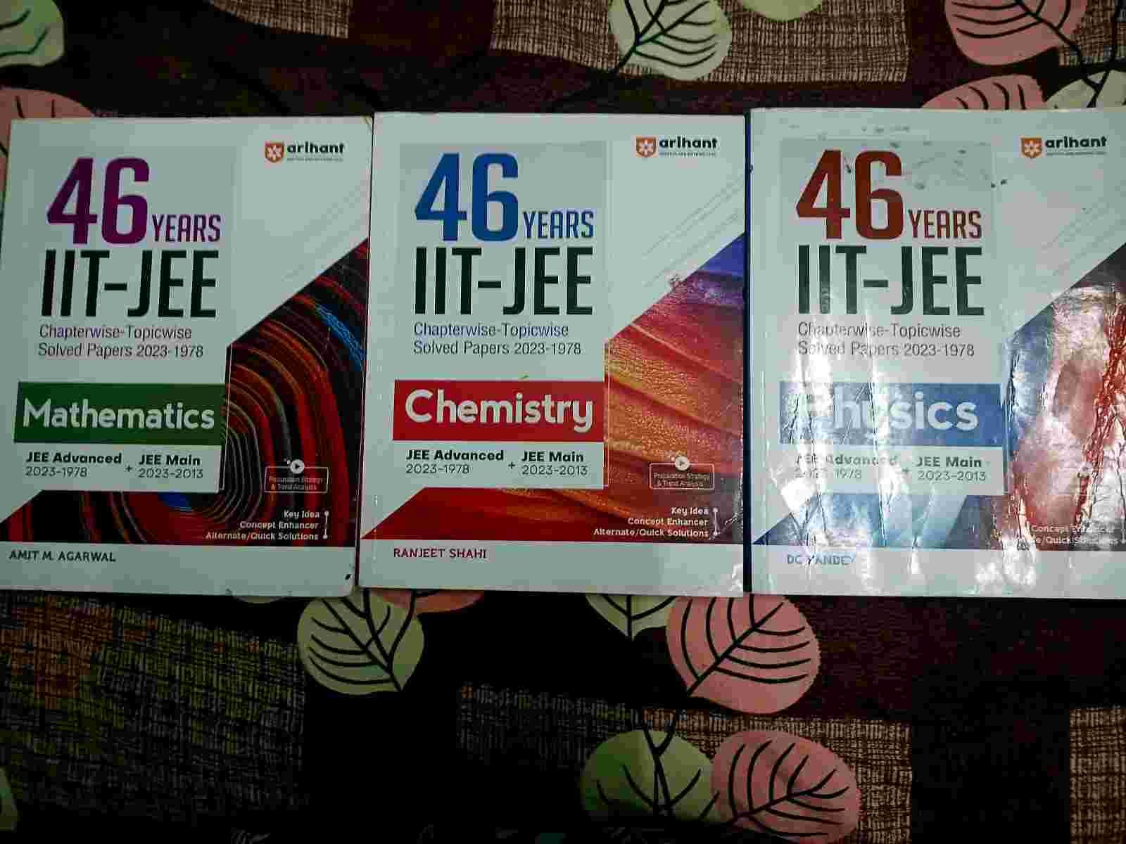 JEE (COMPETITIVE BOOKS WITH PRACTICE QUESTION AND CONCEPTUAL CLARITY) - New Book - Bookaao