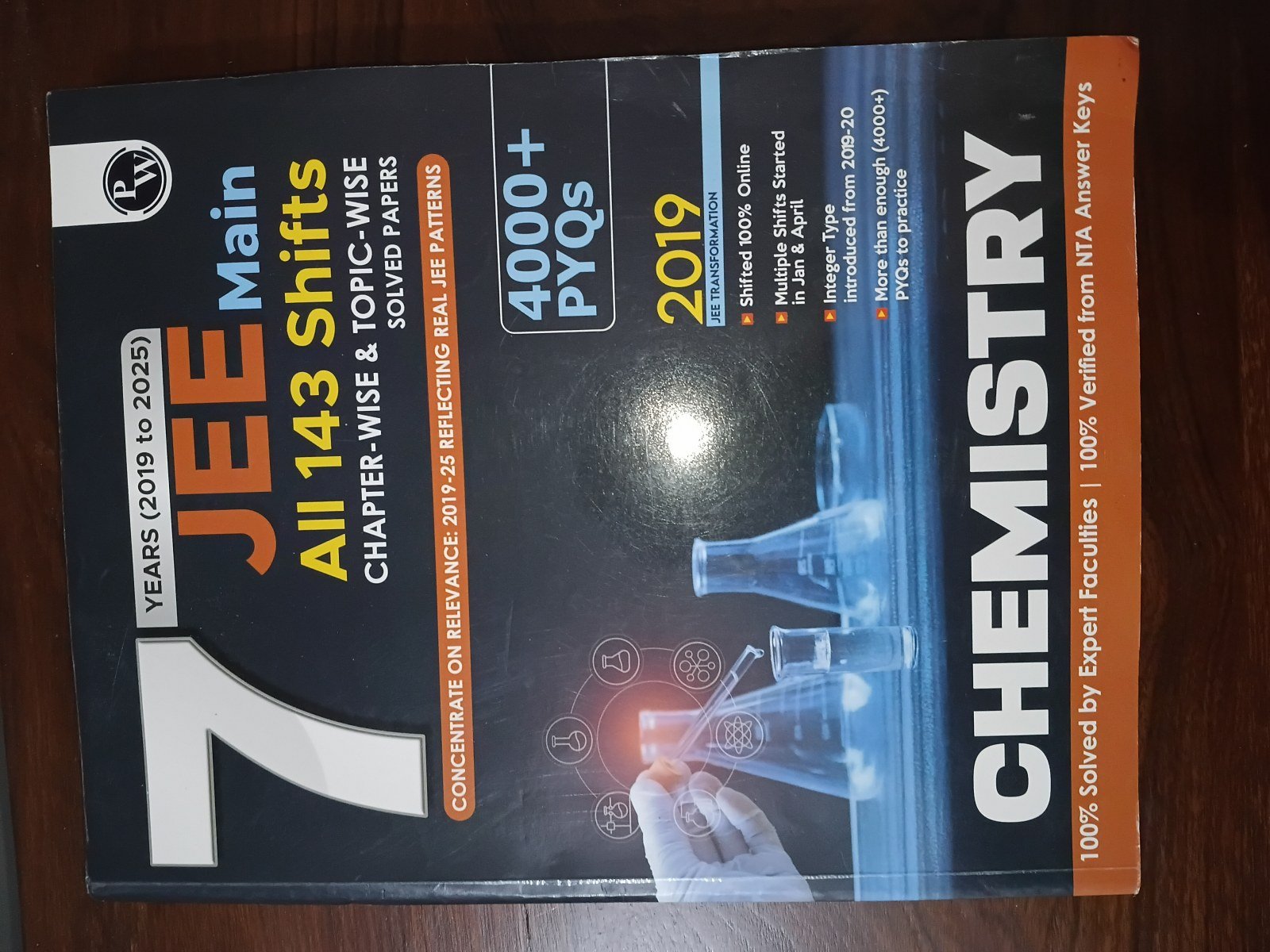 JEE MAIN CHEMISTRY PYQ - Second Hand - Bookaao
