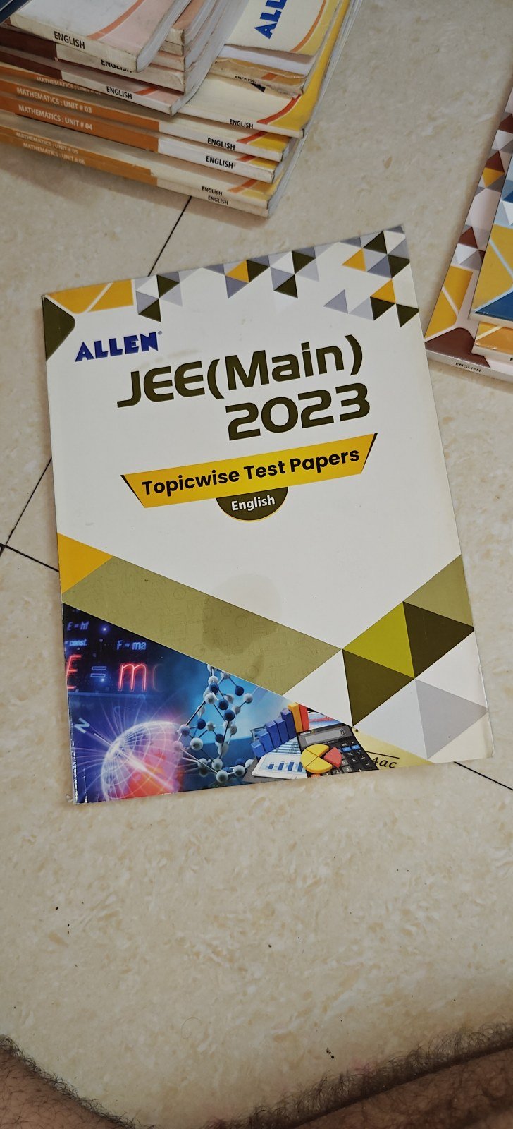 JEE MAIN TEST PAPERS 2023 - New Book - Bookaao