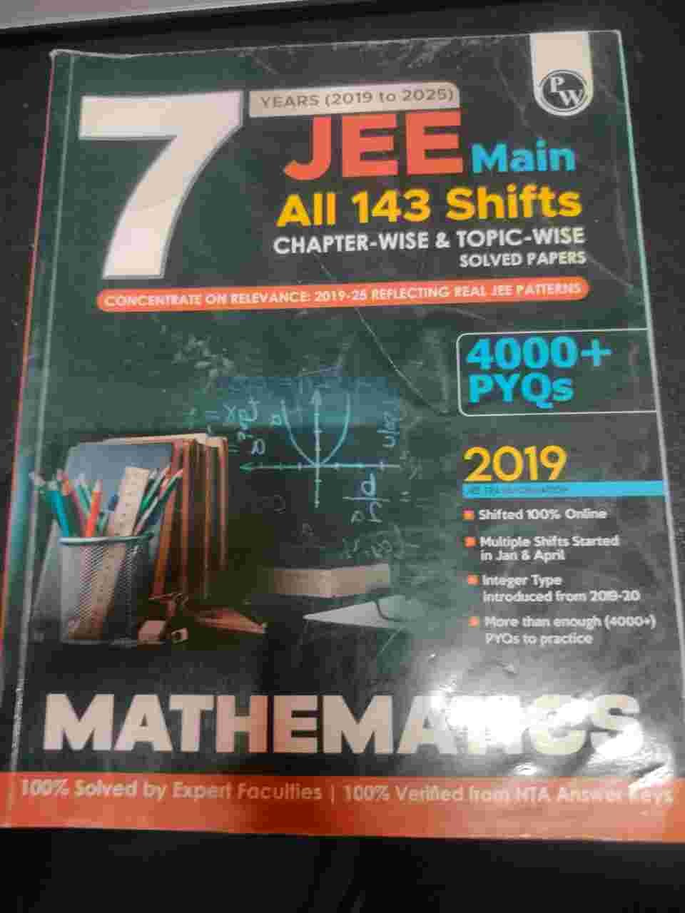 Jee mains maths pyq book by physics wallah - Second Hand - Bookaao