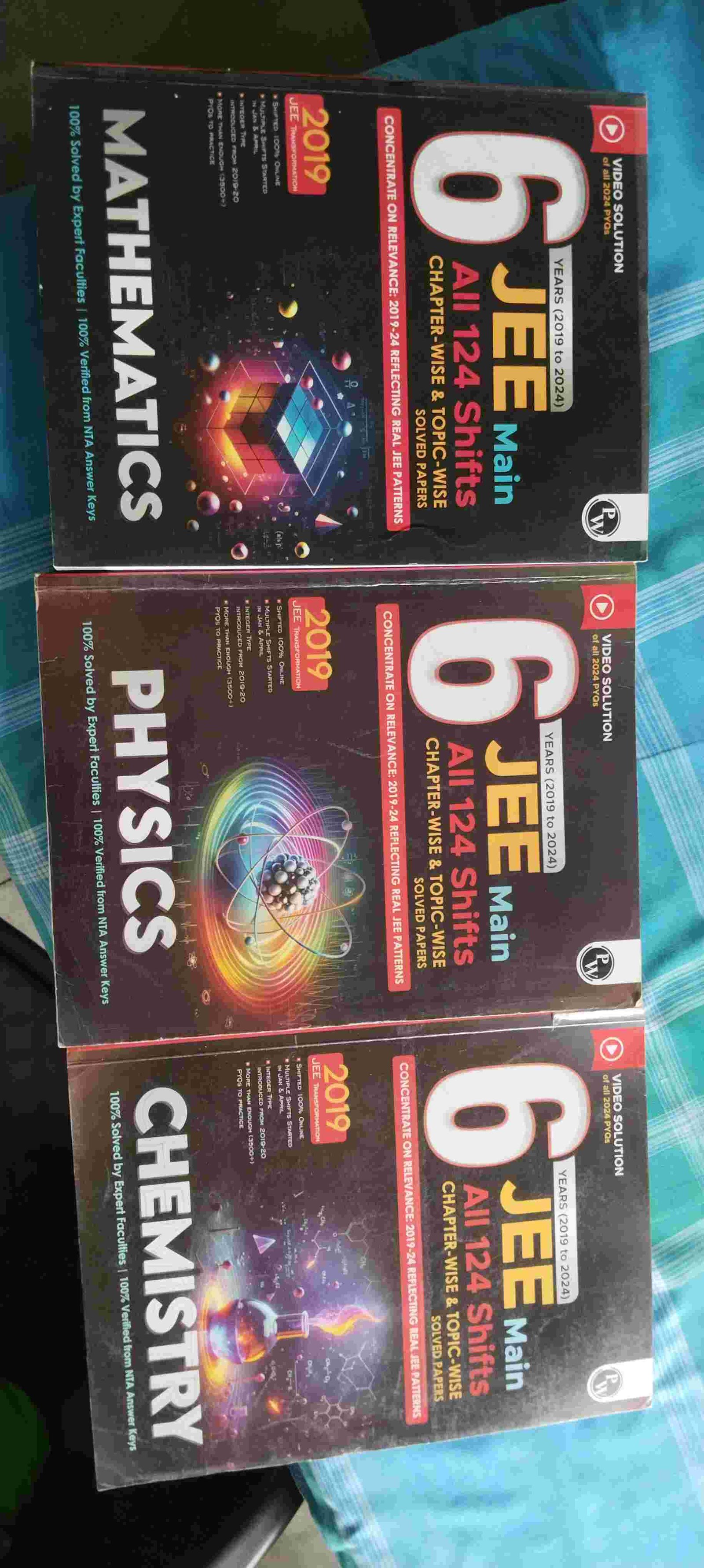 JEE Mains previous year Chapter wise solved papers - Second Hand - Bookaao