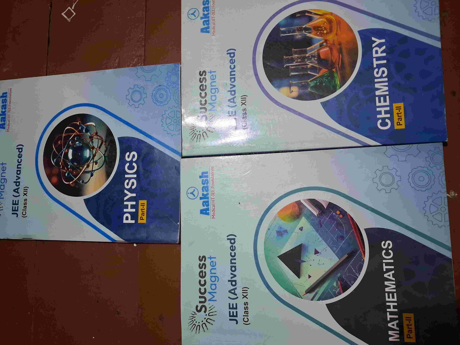 Jee mains success magnet - Second Hand - Bookaao