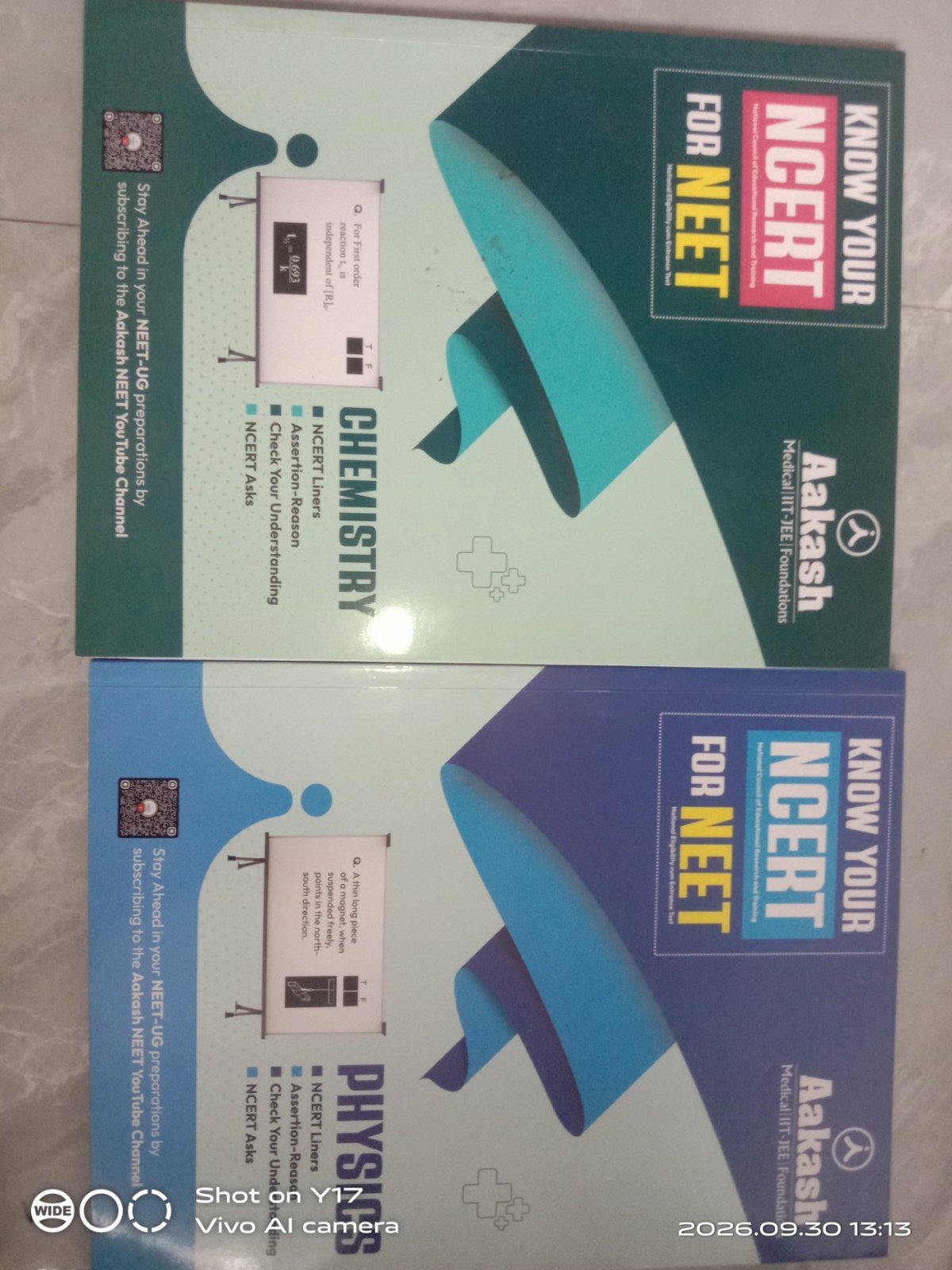 Know your NCERT physics and Chemistry Akash - Second Hand - Bookaao