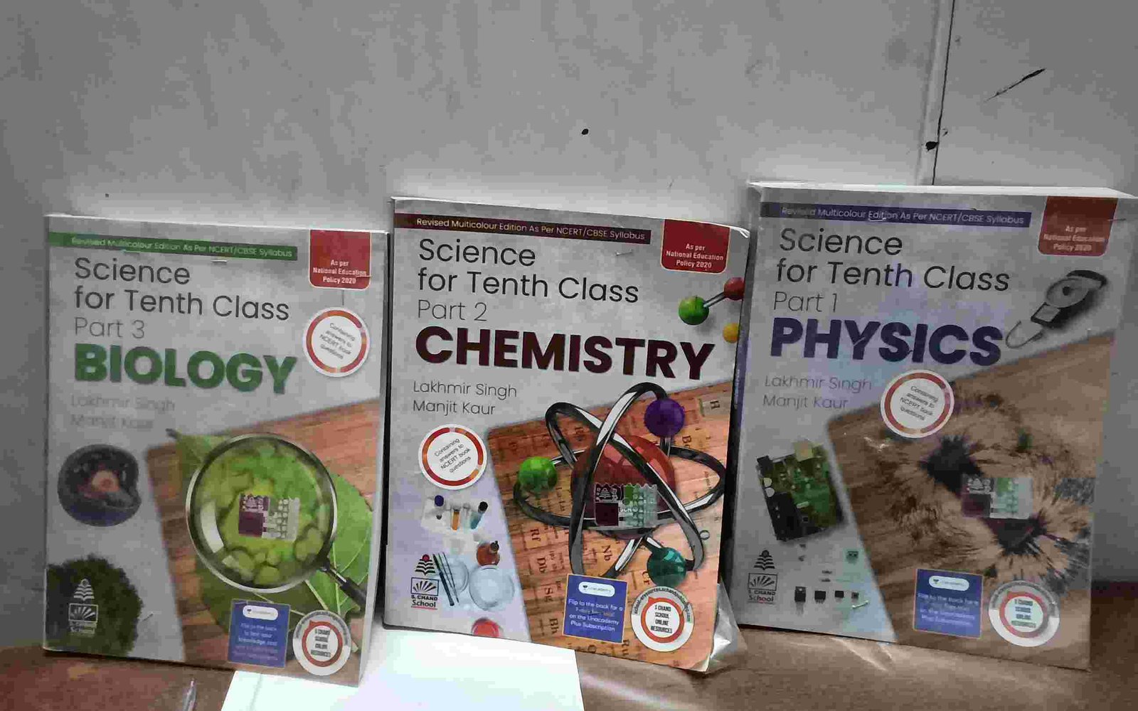 Buy Second Hand Lakhmir singh science ( phy ,chem, bio, ) s chand in Kosi Kalan - Bookaao