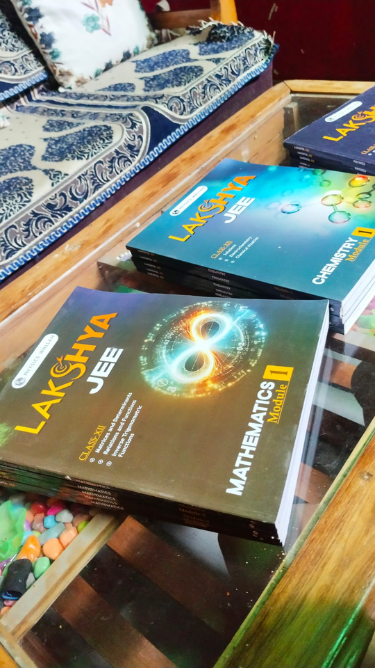 Lakshya JEE complete Module (set of 15 books) - Second Hand - Bookaao
