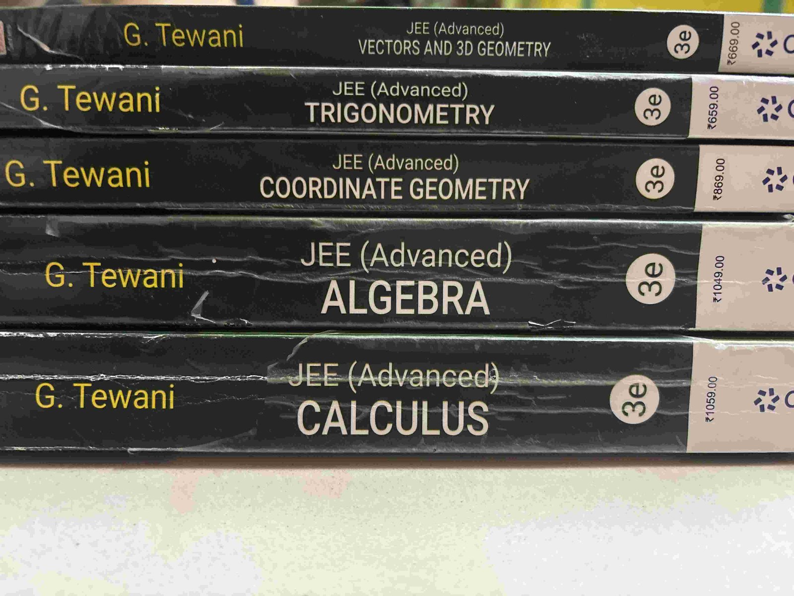 MATHEMATICS JEE ADVANCED COMBO SERIES 2024 - Second Hand - Bookaao