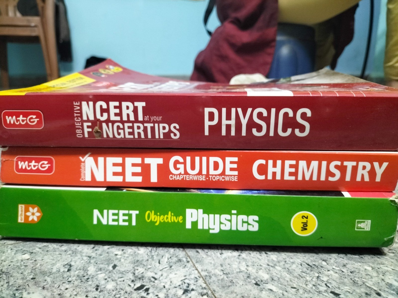 Buy Second Hand Mtg and dc pandey books in Dharwad - Bookaao