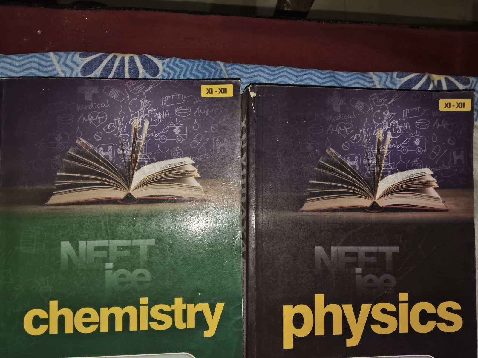 Buy Second Hand MTG FINGERtips Physics and chemistry class xi-xii in Bhubaneswar - Bookaao
