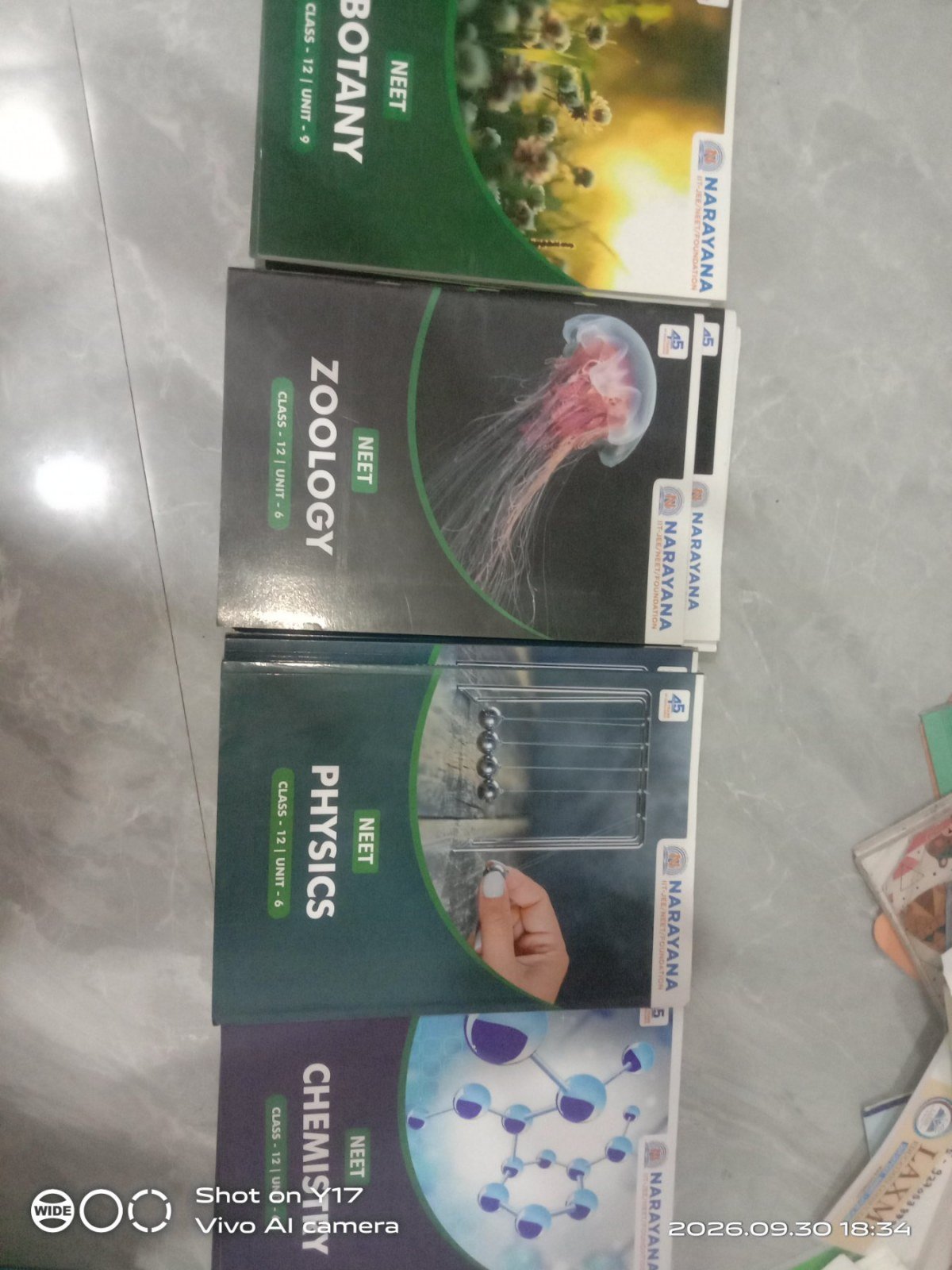 Narayana class 12th module neet - Second Hand - Bookaao