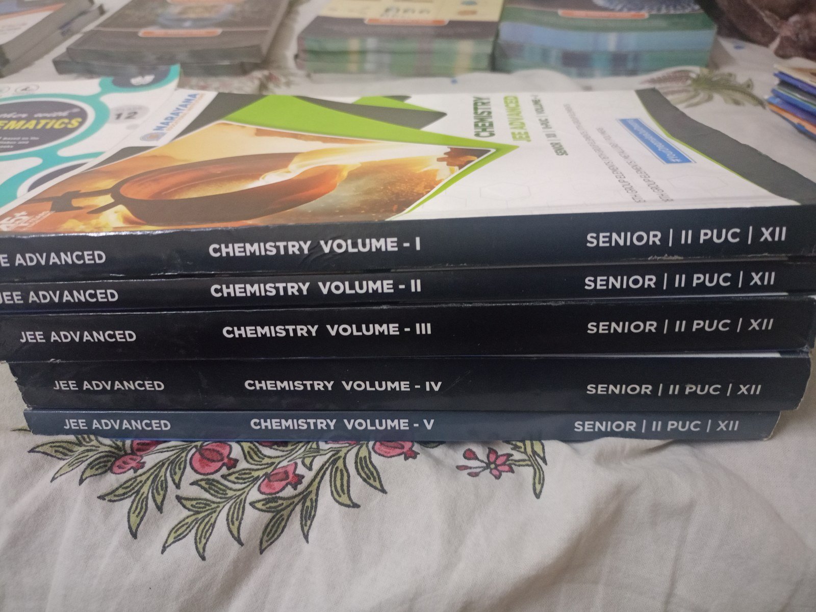 NARAYANA JEE ADVANCED CHEMISTRY VOLUME (12TH) - Second Hand - Bookaao