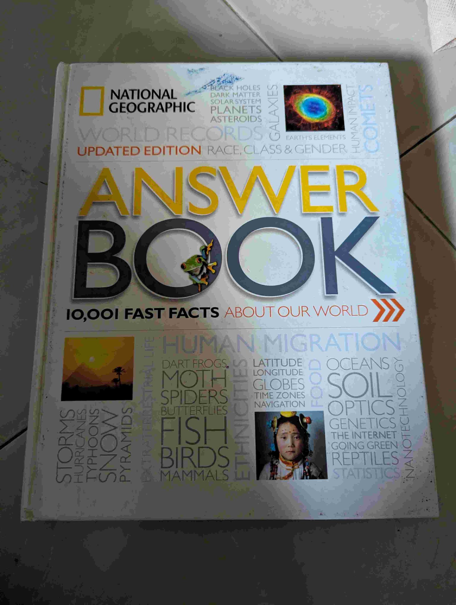 Buy Second Hand National geographic answer book in Bangalore - Bookaao