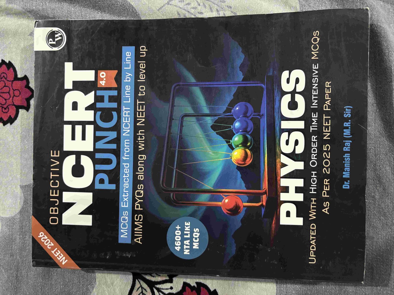 Ncert Punch physics PW Neet 4.0 - Second Hand - Bookaao