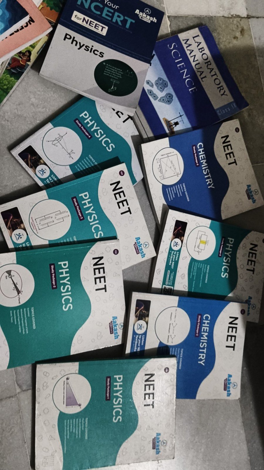 Neet all set - Second Hand - Bookaao