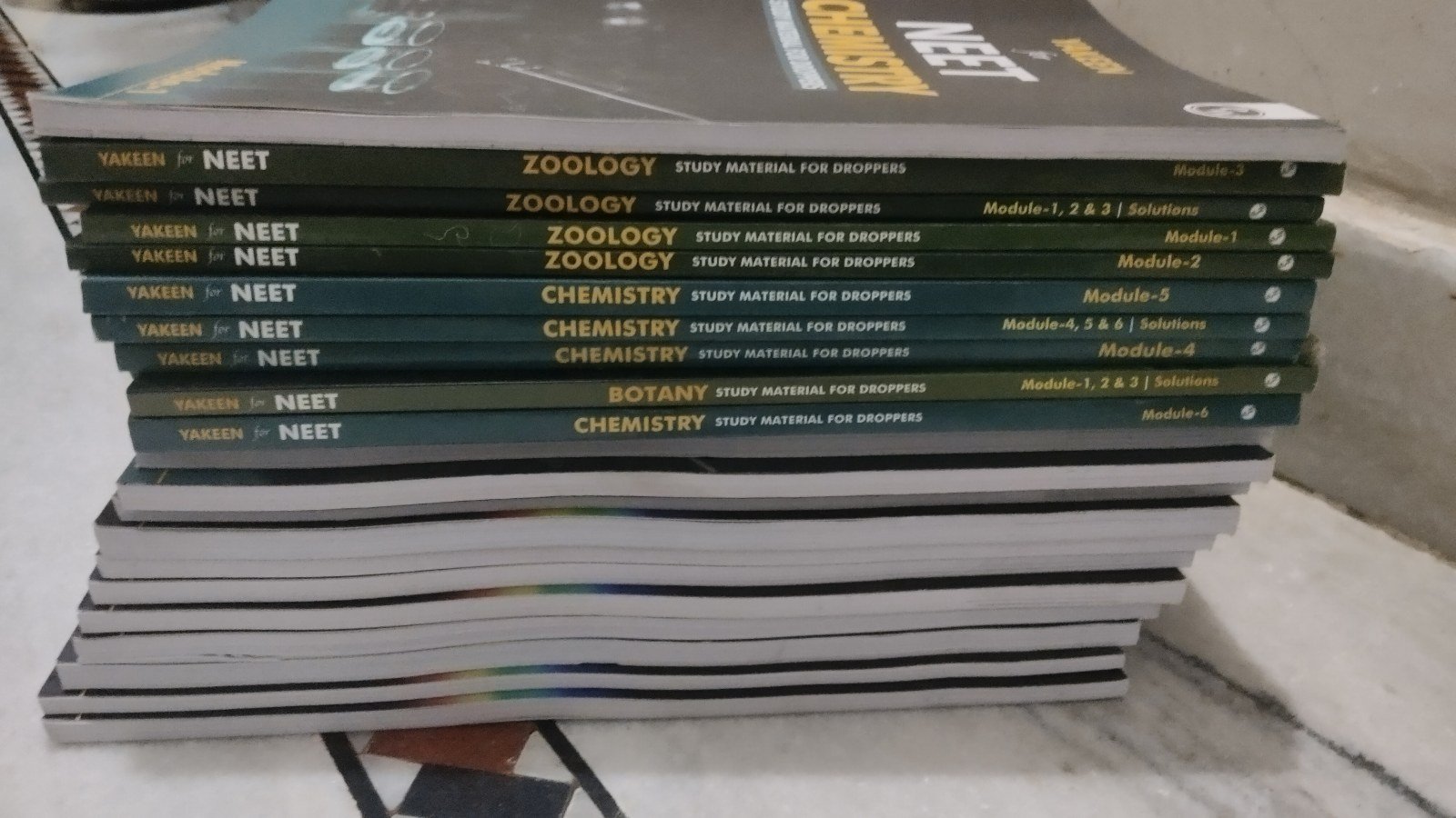 Neet module bio, physics, chemistry - New Book - Bookaao