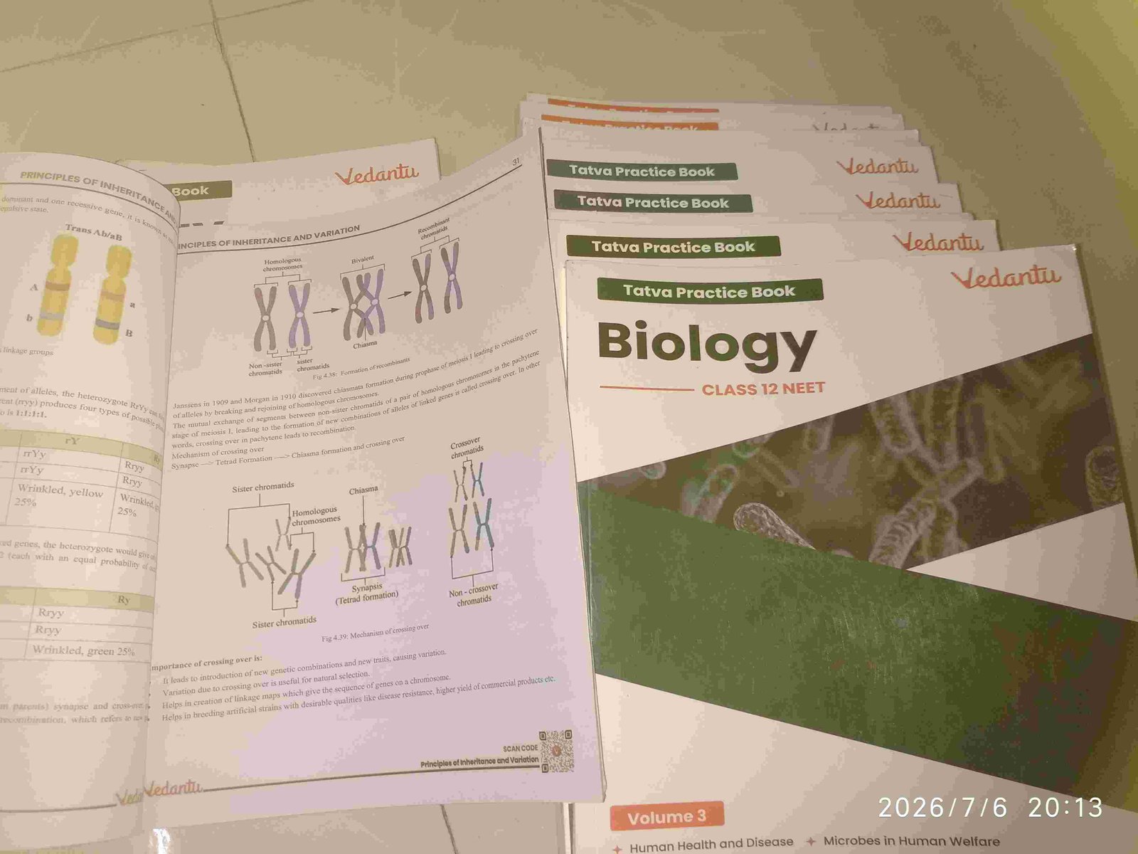 NEET VEDANTU MODULE. 11th +12th - Second Hand - Bookaao
