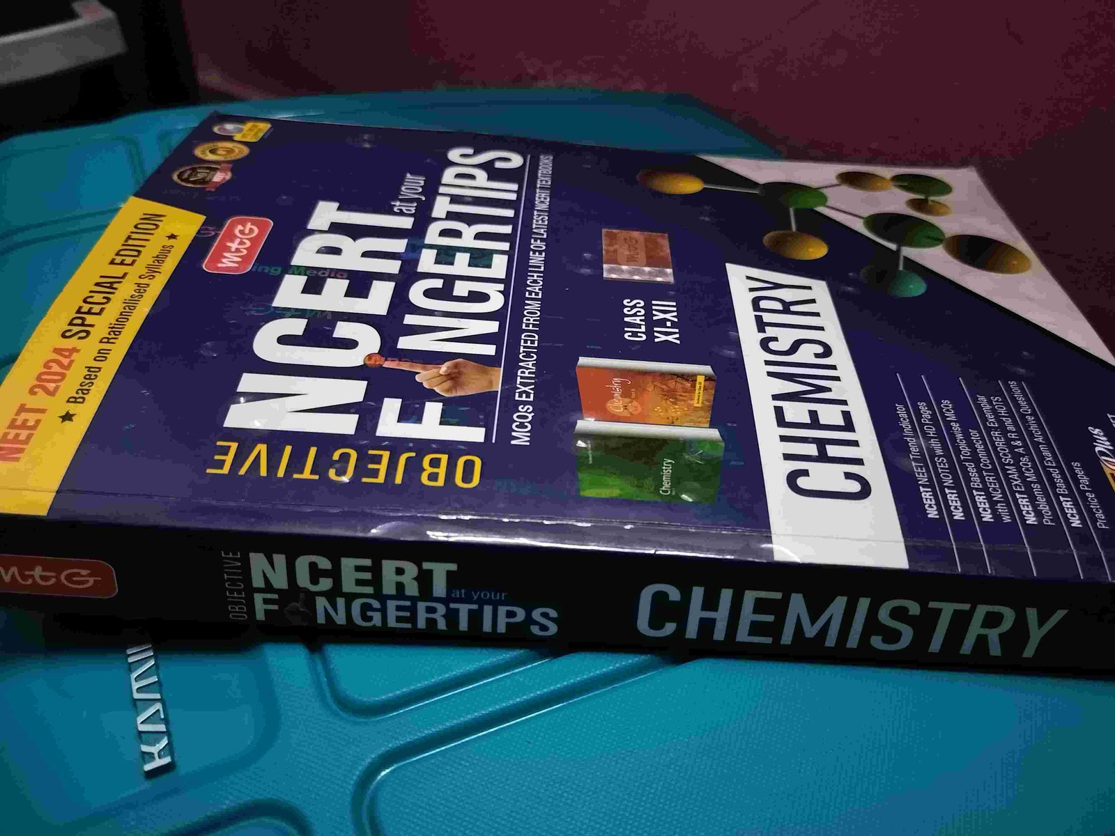Objective ncert chemistry at fingertips - Second Hand - Bookaao