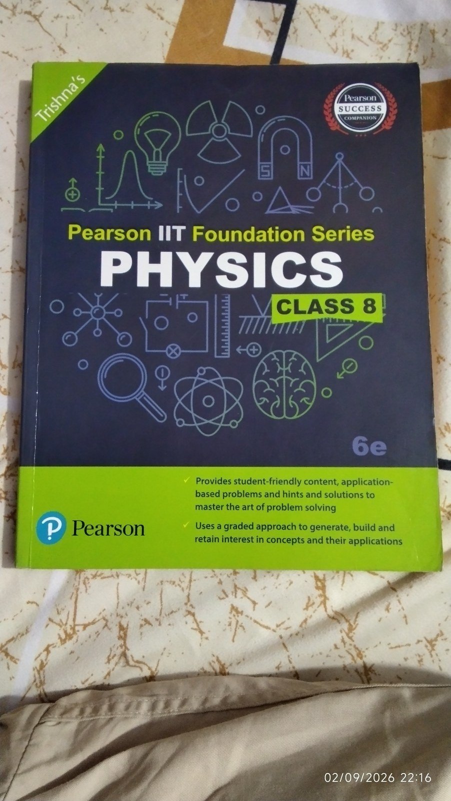 Pearson iit foundation physics class 8 - Second Hand - Bookaao