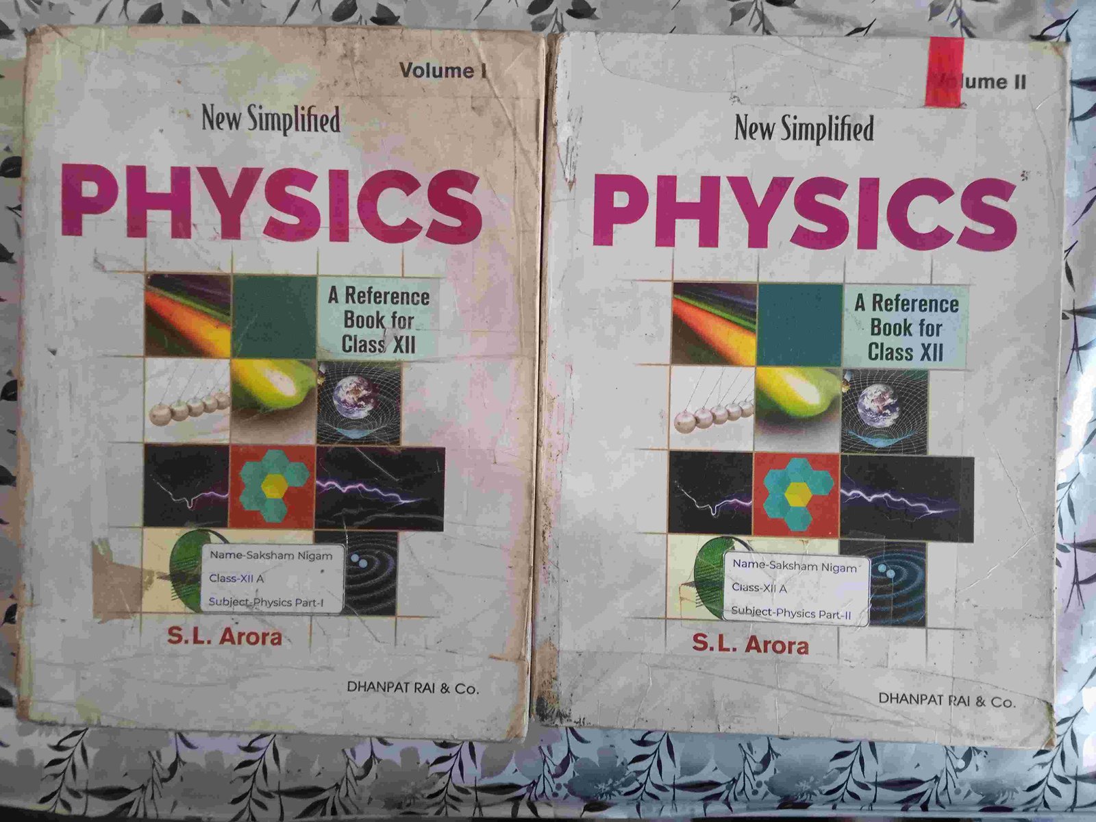 Physics by SL Arora for Class 12th - Second Hand - Bookaao