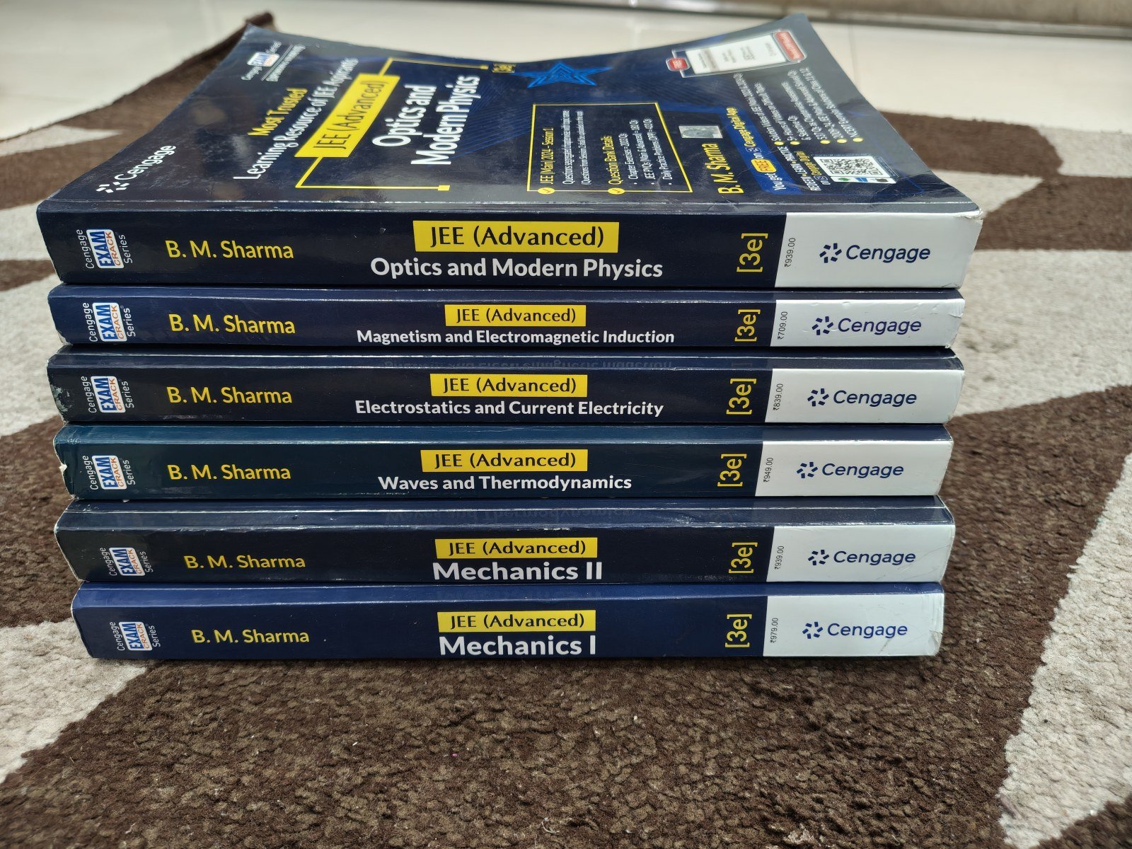 Physics Cengage Full Set - Second Hand - Bookaao