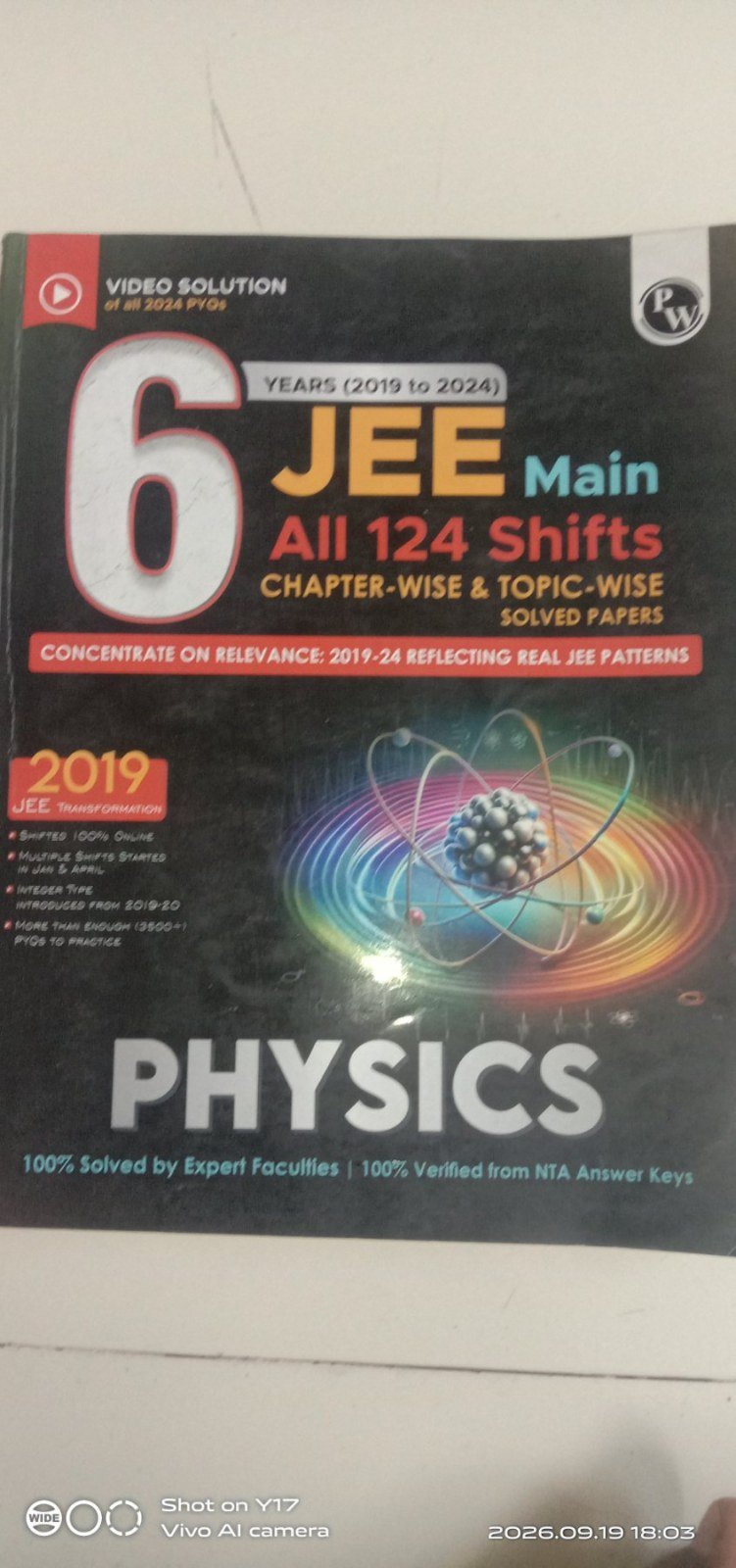Physics JEE main pyq - Second Hand - Bookaao