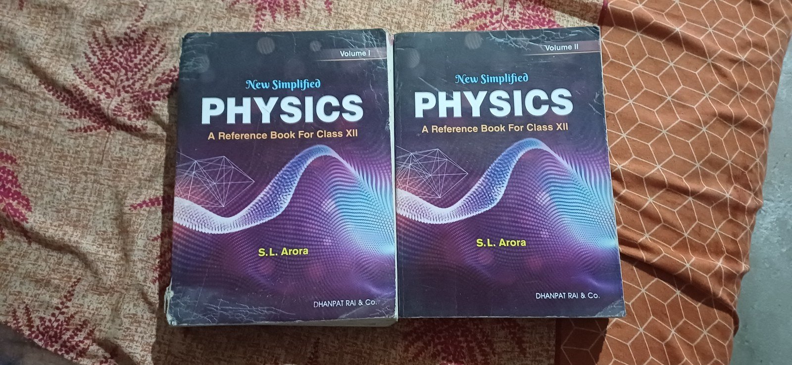 Physics Reference book for class 12 - Second Hand - Bookaao