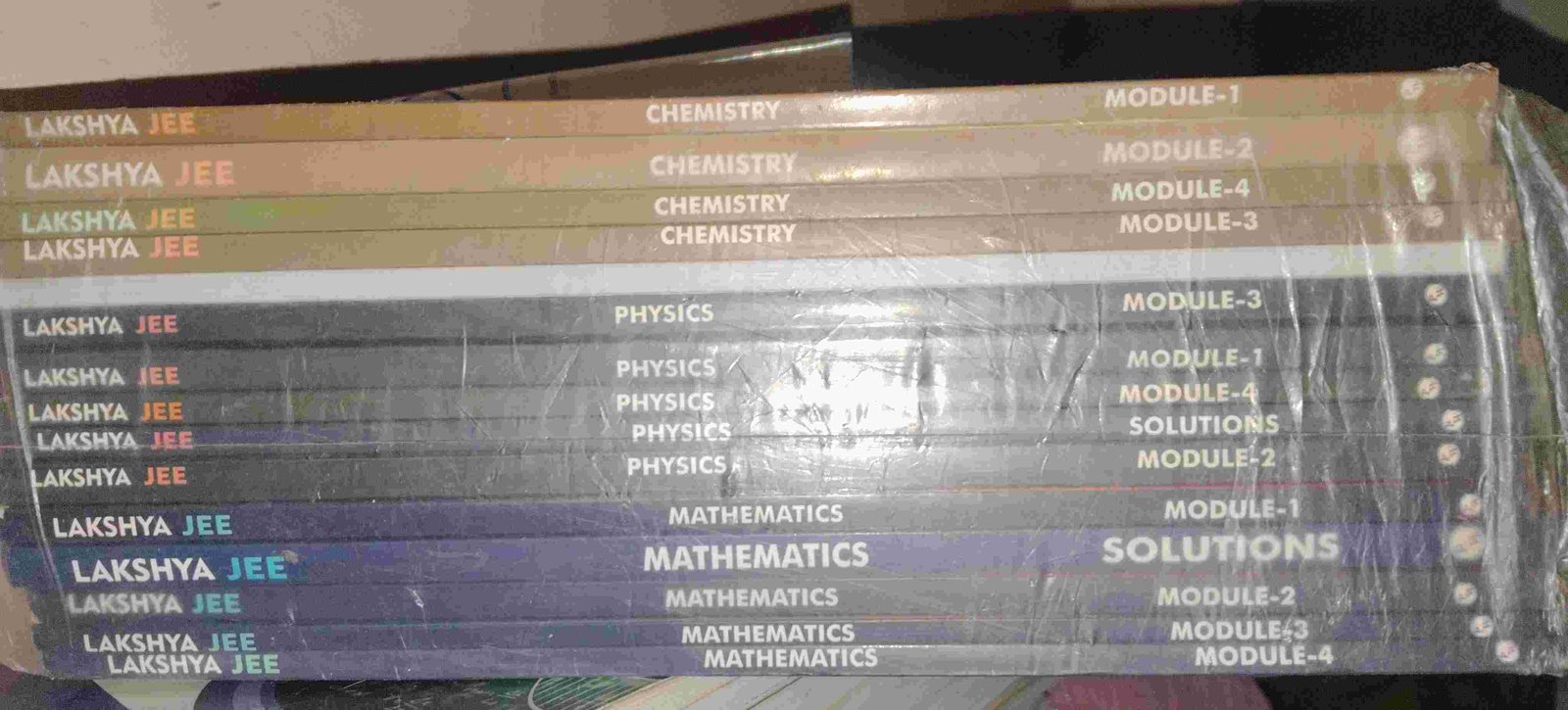 Physics wallah module Lakshya Batch - Second Hand - Bookaao