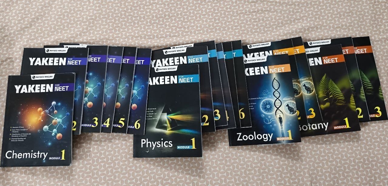 PHYSICS WALLAH YAKEEN NEET MODULES (11TH & 12TH) - Second Hand - Bookaao