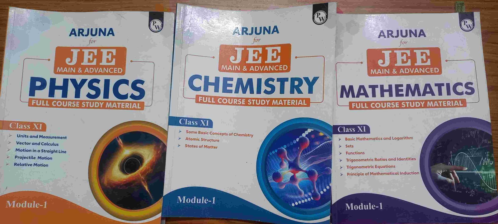 PW ARJUNA JEE (Mains & Advanced) Modules - Second Hand - Bookaao
