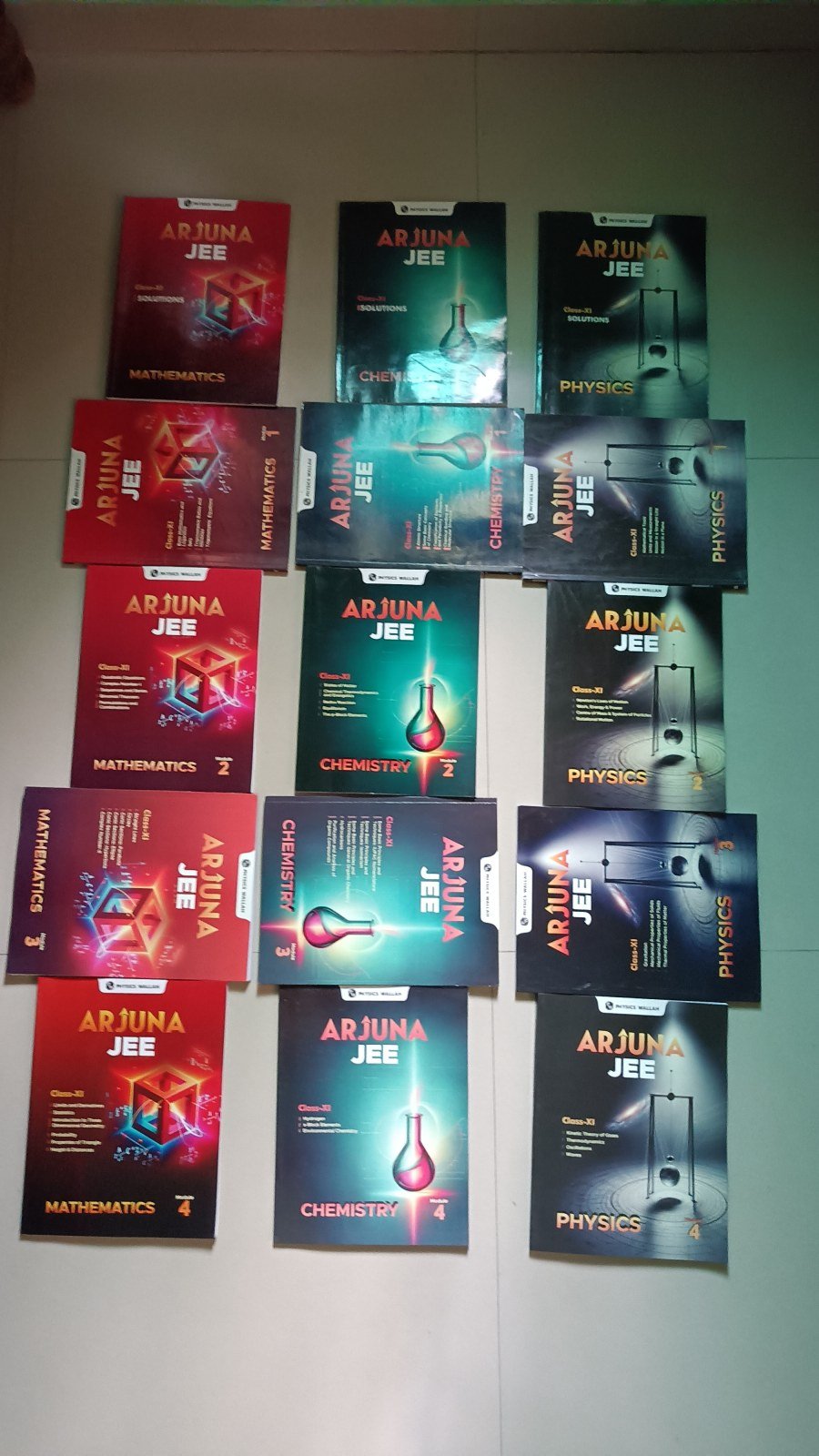 PW Arjuna Modules Complete Set - New Book - Bookaao