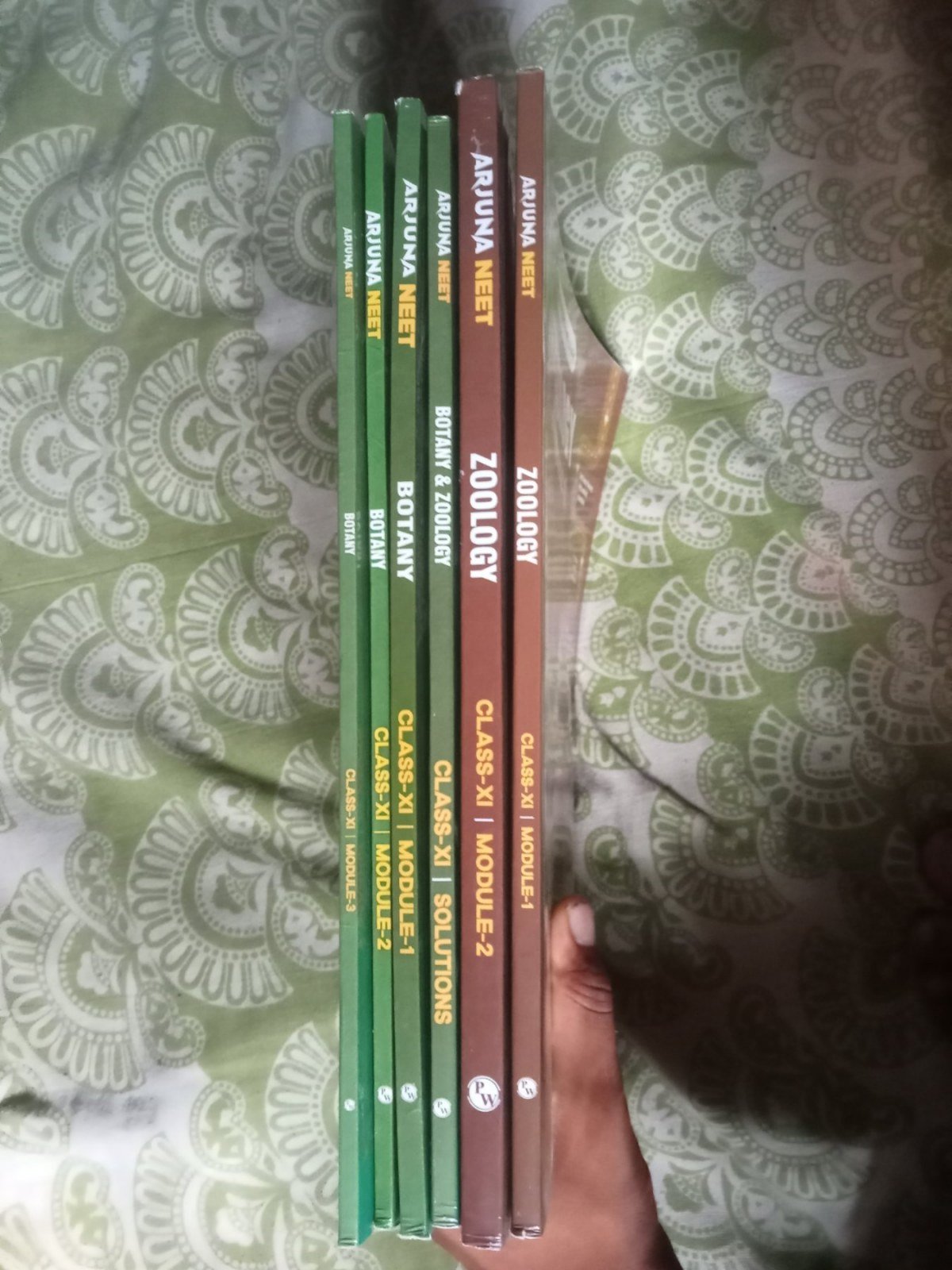 Pw Arjuna neet module 11th class only biology - New Book - Bookaao